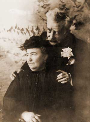 Chueca y su esposa Teresa (autorretrato, 1902)