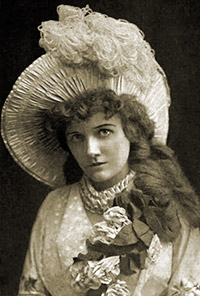 Marion Hood, the first Dorothy